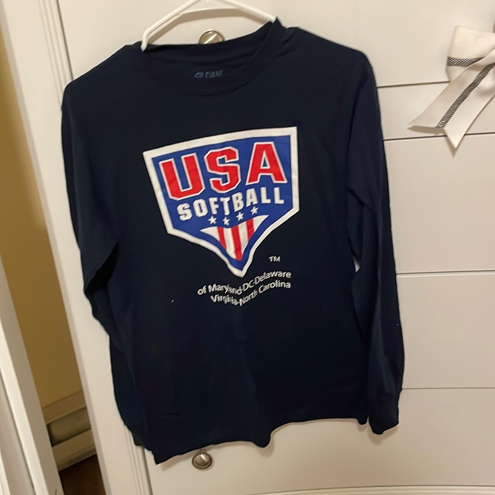 USA softball long-sleeve, gildan, size s